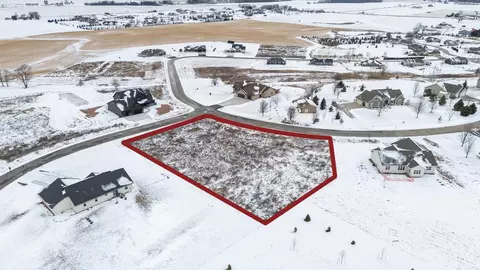 Sunset View Circle, Kaukauna, WI 54130