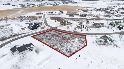 Sunset View Circle, Kaukauna, WI 54130