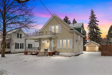 919 W 4th St, Appleton, WI 54914