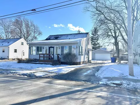 207 E Calumet St, Appleton, WI 54915
