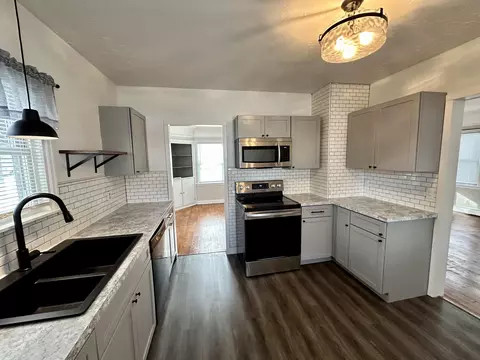 1518 W Spring St, Appleton, WI 54914 photo 8