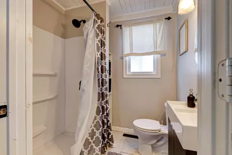 Bath - 121 E Spring St, Appleton, WI 54911 photo 1 of 4