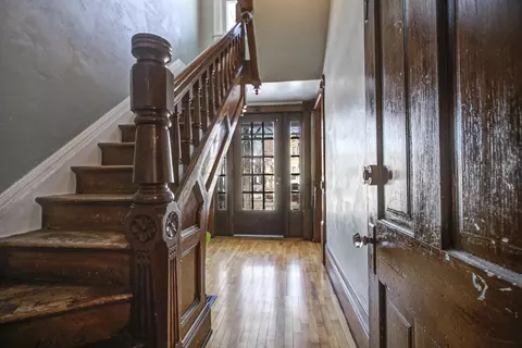 Entry Way - 121 E Spring St, Appleton, WI 54911 photo 2 of 7