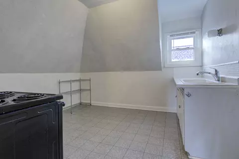 Kitchen - 121 E Spring St, Appleton, WI 54911 photo 4 of 4