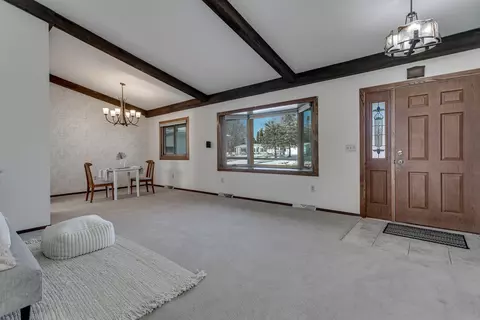 3425 W Capitol Dr, Appleton, WI 54914 photo 3
