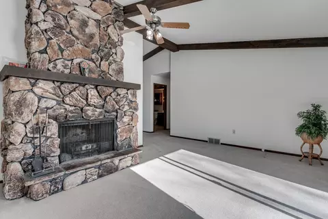 3425 W Capitol Dr, Appleton, WI 54914 photo 9