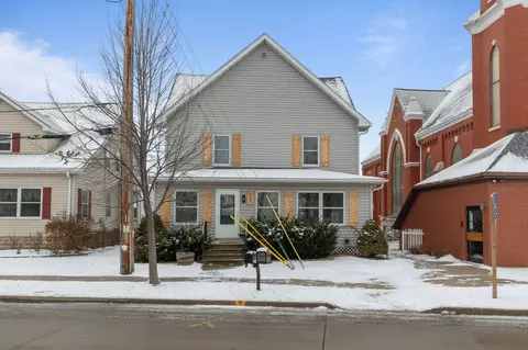 433 Turner St, Wrightstown, WI 54180