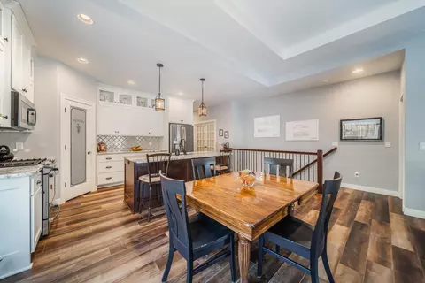 1564 Stanton Cir, Appleton, WI 54915 photo 6