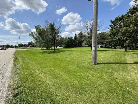 valleywood lane, Appleton, WI 54915 photo 3