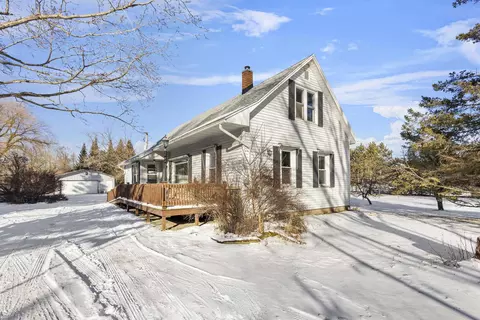 w4758 Bay De Noc Drive, Menominee, MI 49858