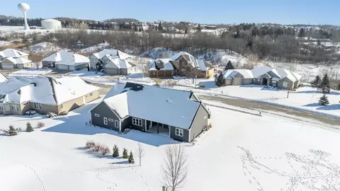 6591 N Headwall Cir, Appleton, WI 54913 photo 47
