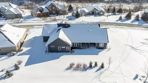 6591 N Headwall Cir, Appleton, WI 54913 photo 48