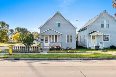 301 Carney Blvd, Marinette, WI 54143