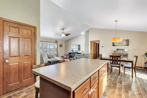 5544 North Ave, Denmark, WI 54208 photo 9