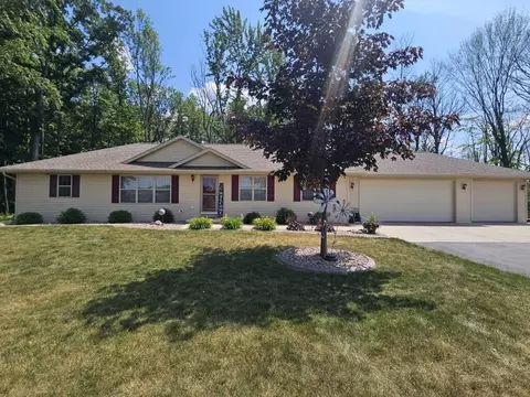 5544 North Ave, Denmark, WI 54208 photo 2