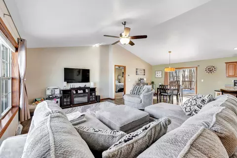 5544 North Ave, Denmark, WI 54208 photo 3