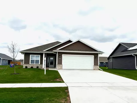 2534 Tipperary Trl, De Pere, WI 54115