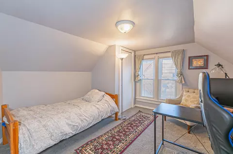 Bedroom - 614 E Pacific St, Appleton, WI 54911 photo 4 of 5