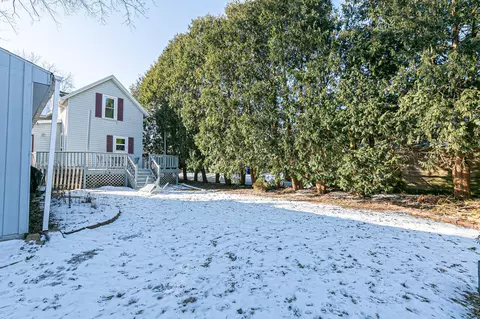 Exterior - 614 E Pacific St, Appleton, WI 54911 photo 9 of 11