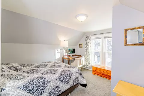 Bedroom - 614 E Pacific St, Appleton, WI 54911 photo 5 of 5