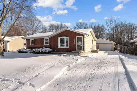 155 Anton Ct, Appleton, WI 54915