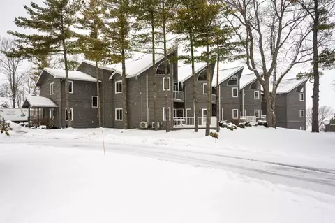 4199 Bay Shore Dr #212B, Sturgeon Bay, WI 54235