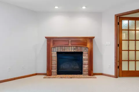 Living - 7 Red Clover Ln, Wrightstown, WI 54180 photo 4 of 4