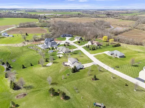 View/Area - 7 Red Clover Ln, Wrightstown, WI 54180 photo 14 of 20