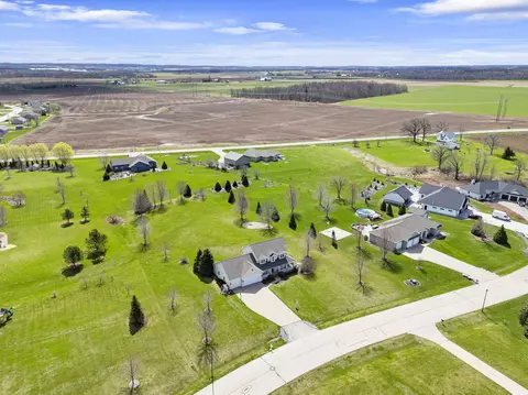 View/Area - 7 Red Clover Ln, Wrightstown, WI 54180 photo 15 of 20