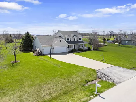 View/Area - 7 Red Clover Ln, Wrightstown, WI 54180 photo 2 of 20