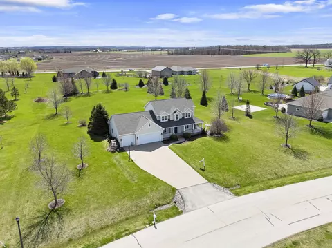 View/Area - 7 Red Clover Ln, Wrightstown, WI 54180 photo 6 of 20