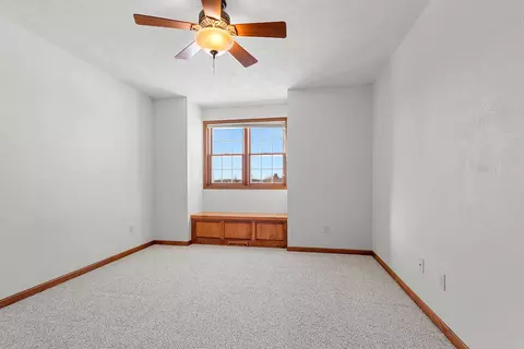 Bedroom - 7 Red Clover Ln, Wrightstown, WI 54180 photo 3 of 8