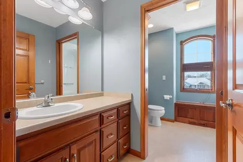 Bath - 7 Red Clover Ln, Wrightstown, WI 54180 photo 5 of 8