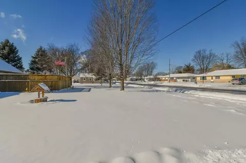 Exterior - 228 Crestview Cir, Wrightstown, WI 54180 photo 11 of 11