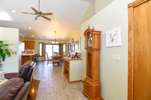 Entry Way - 228 Crestview Cir, Wrightstown, WI 54180 photo 1 of 8