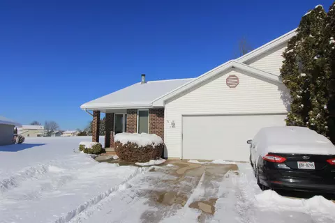 2801 Taurus Rd, Green Bay, WI 54311