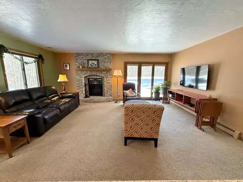 691 Maple View Ct, Oneida, WI 54155 photo 7