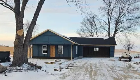 w3085 Cody Road, Mount Calvary, WI 53057