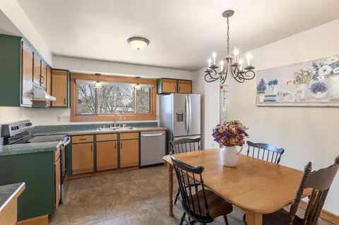 1960 Palisades Dr, Appleton, WI 54915 photo 8