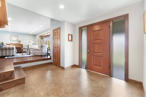 1960 Palisades Dr, Appleton, WI 54915 photo 2