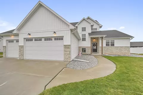 1928 Wizard Way, De Pere, WI 54115