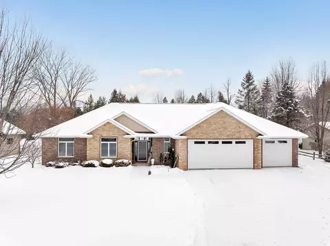 1043 S 18th Pl, Sturgeon Bay, WI 54235