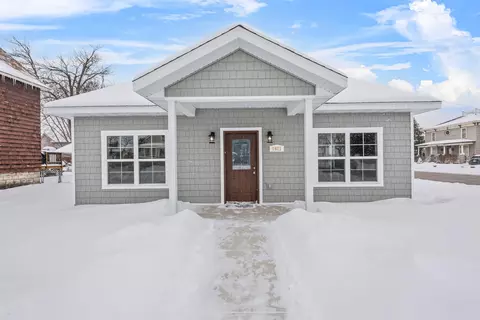 1621 Grant St, Marinette, WI 54143