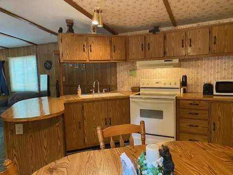 15420 Grindle Oak Dr, Crivitz, WI 54114 photo 9