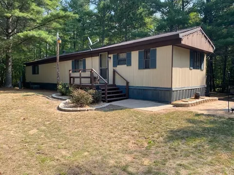 15420 Grindle Oak Dr, Crivitz, WI 54114