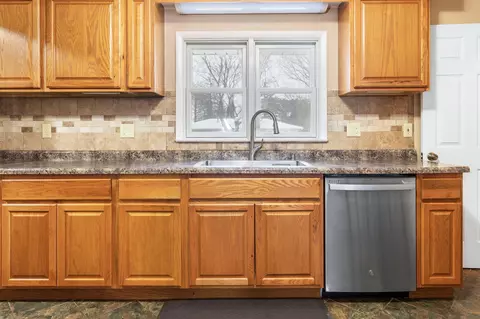 635 W Sunset Ave, Appleton, WI 54911 photo 6