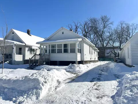 213 S Maple St, Green Bay, WI 54303