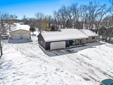 3874 Algoma Rd, New Franken, WI 54229
