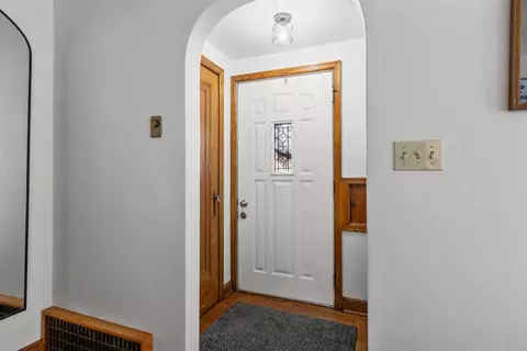 714 E Circle St, Appleton, WI 54911 photo 2
