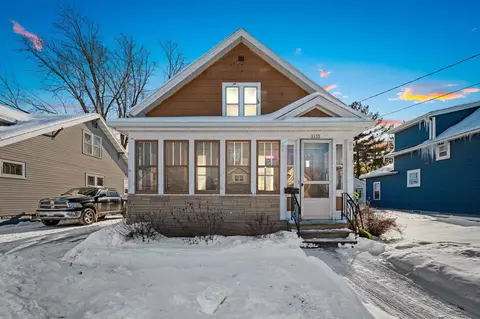 1133 Van Buren Ave, Oshkosh, WI 54902
